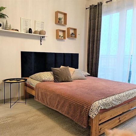 2-Room Apartment Nowy Dwor Mazowiecki Exterior photo
